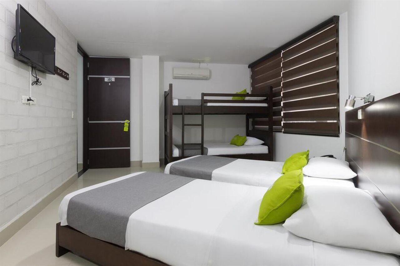 Ayenda 1254 Mi Colombia Hotel Меделин Екстериор снимка