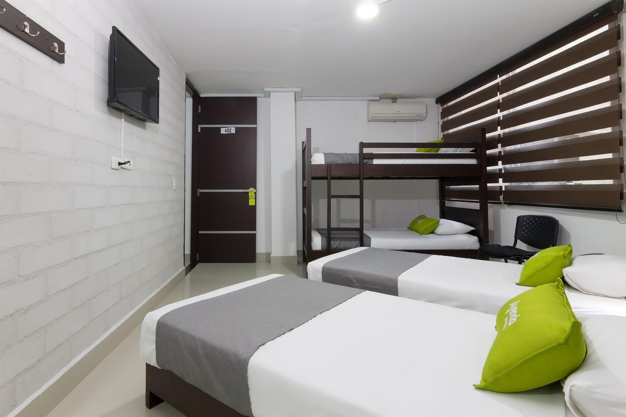 Ayenda 1254 Mi Colombia Hotel Меделин Екстериор снимка